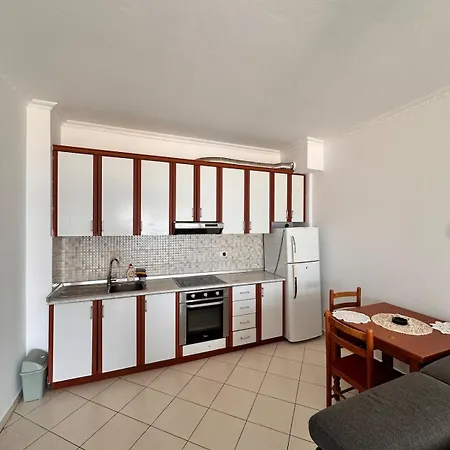 Apartament Just And Your Vacation
